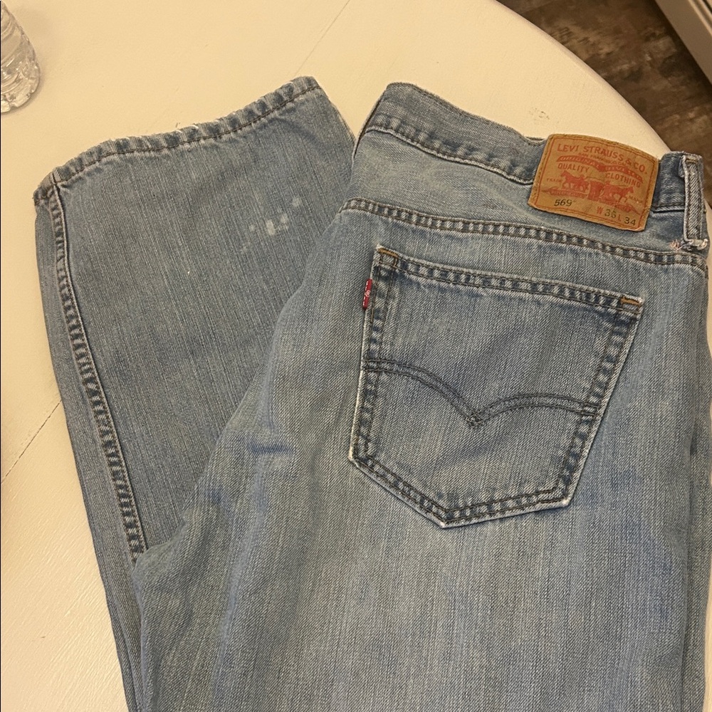 Levi's 569 Straight Jeans